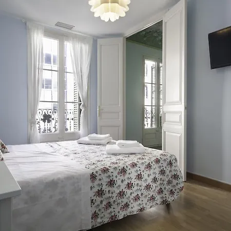Belvilla By Oyo Rambla Paris Apartment